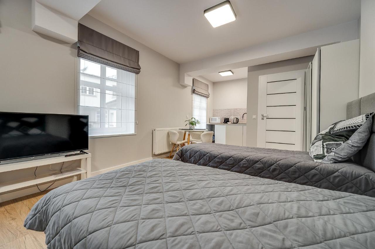Platinum 18 Apartment